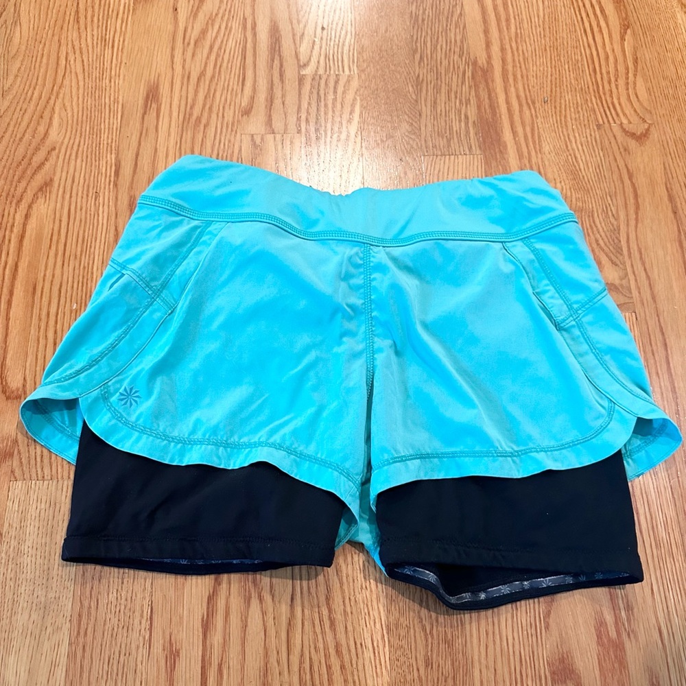 Athleta Ready-Set-Go 2-In-1 Short Size Small - image 1